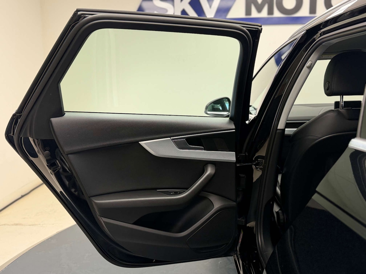 Used Audi A4 2019 for sale - 77984290: Photo 25