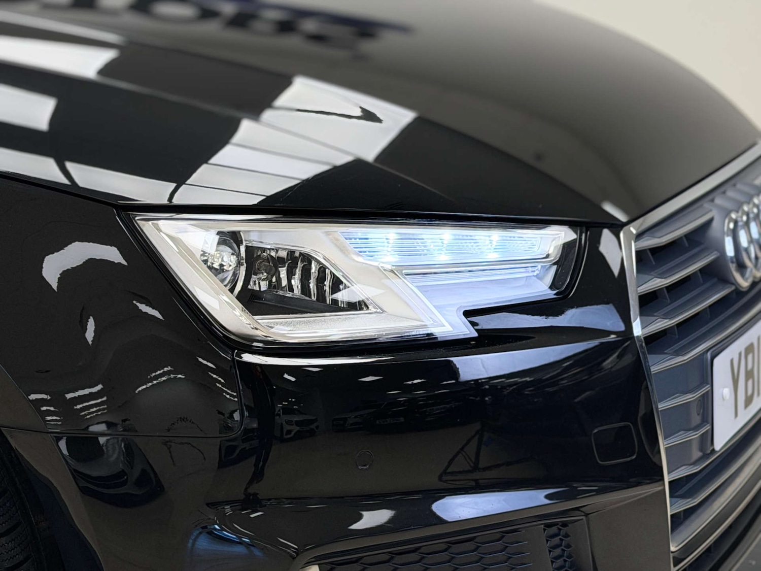 Used Audi A4 2019 for sale - 77984290: Photo 43