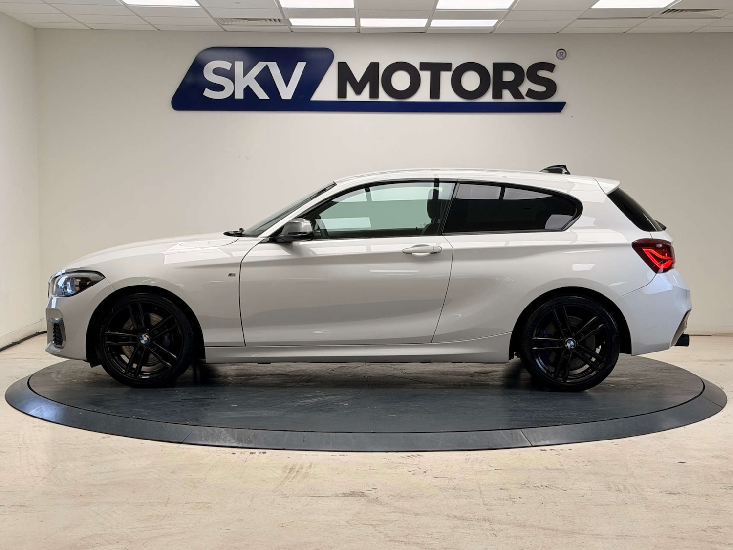 Used BMW 1 Series 2019 for sale - 77536230: Photo 4