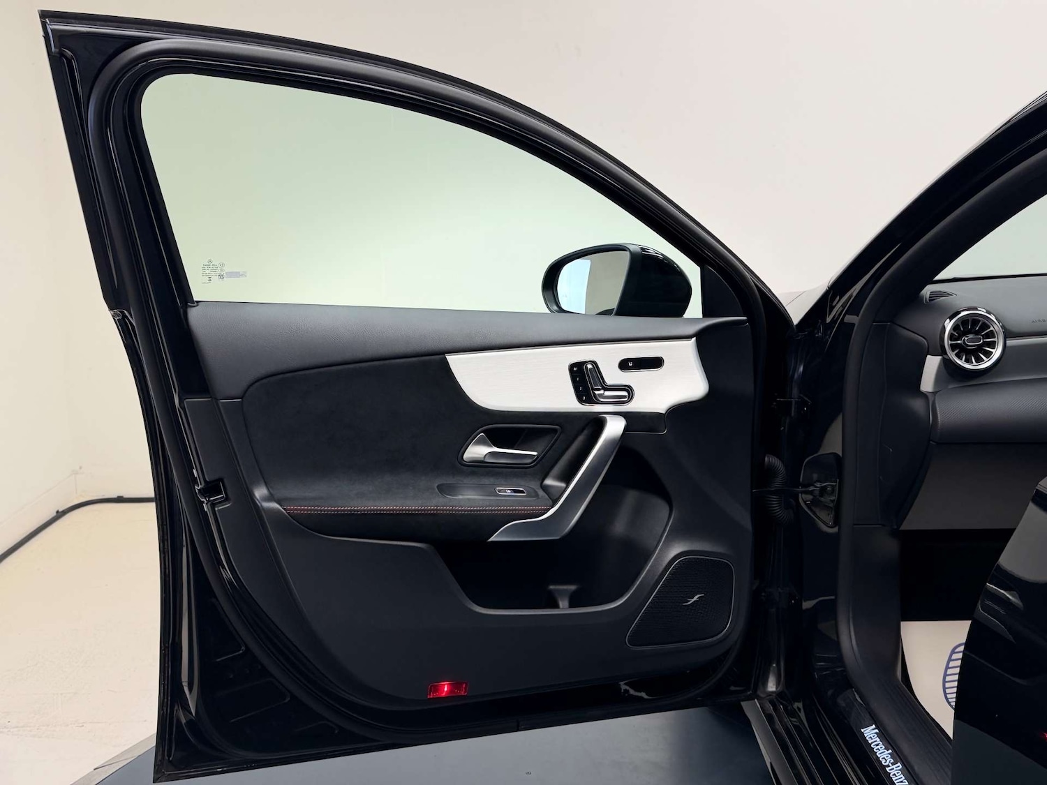 Used Mercedes-Benz A-Class 2023 for sale - 76385790: Photo 11