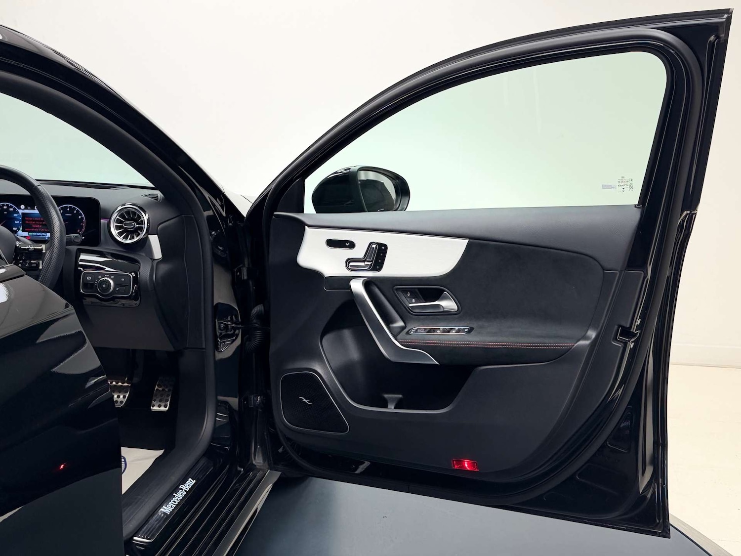 Used Mercedes-Benz A-Class 2023 for sale - 76385790: Photo 20