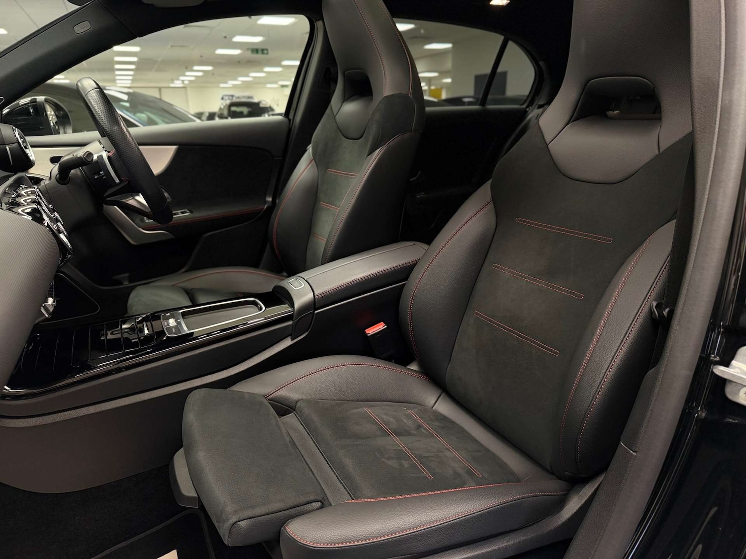 Used Mercedes-Benz A-Class 2023 for sale - 76385790: Photo 32