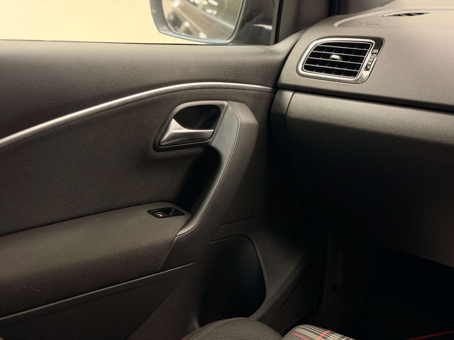 Used Volkswagen Polo 2017 for sale - 77422866: Photo 24