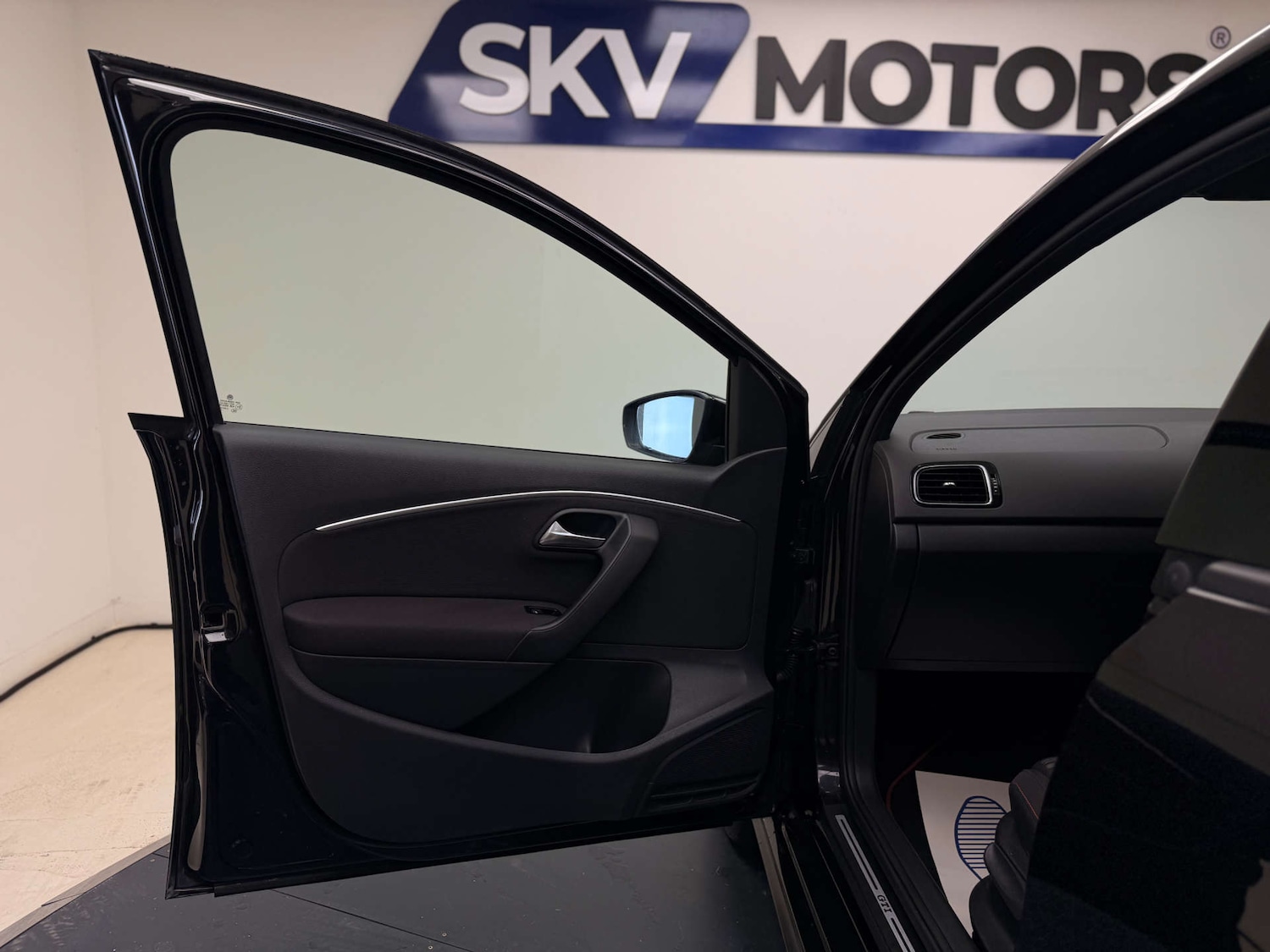 Used Volkswagen Polo 2017 for sale - 77422866: Photo 30