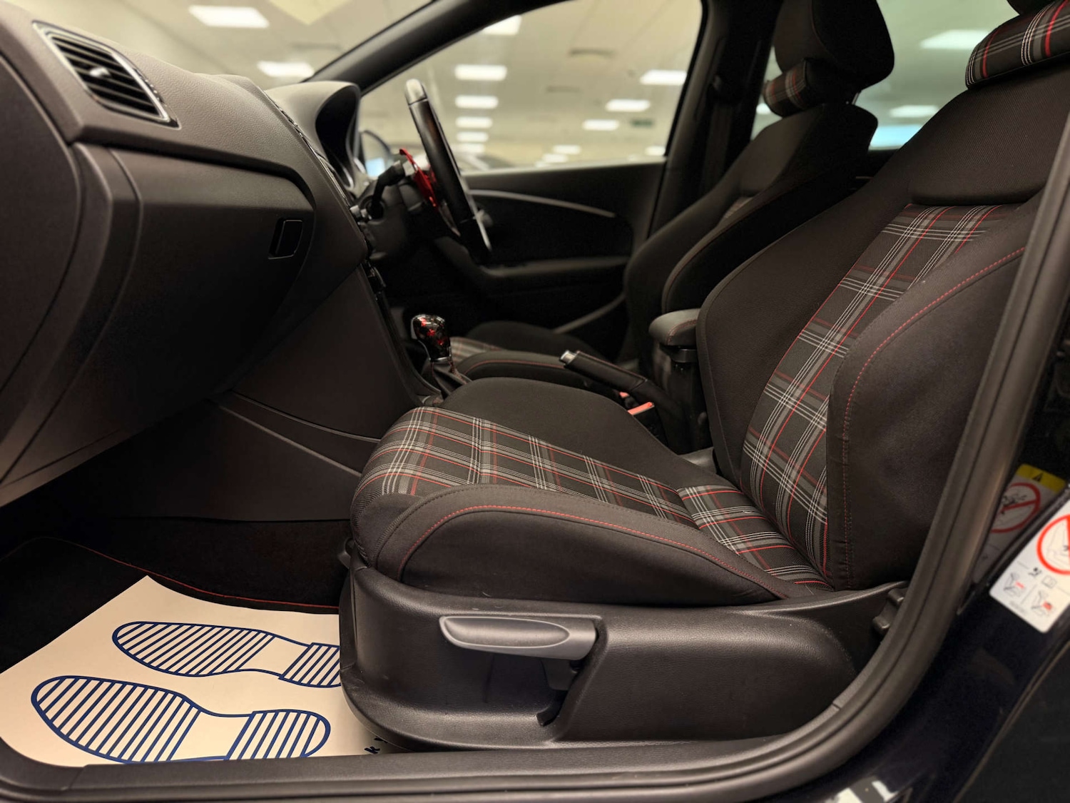 Used Volkswagen Polo 2017 for sale - 77422866: Photo 38