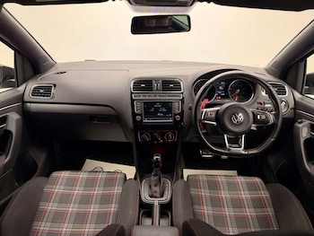 Used Volkswagen Polo 2017 for sale - 77422866: Photo