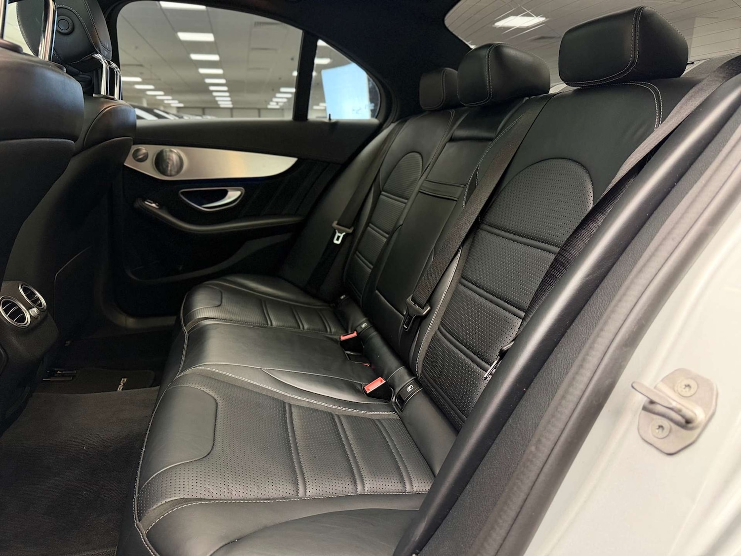 Used Mercedes-Benz C Class 2016 for sale - 76471350: Photo 24