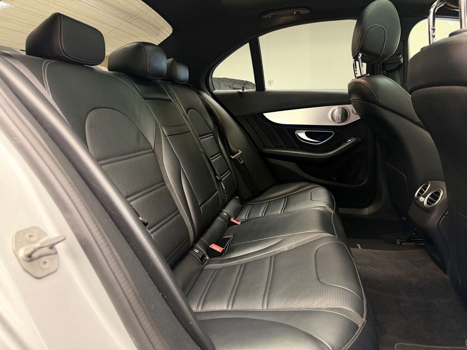 Used Mercedes-Benz C Class 2016 for sale - 76471350: Photo 25