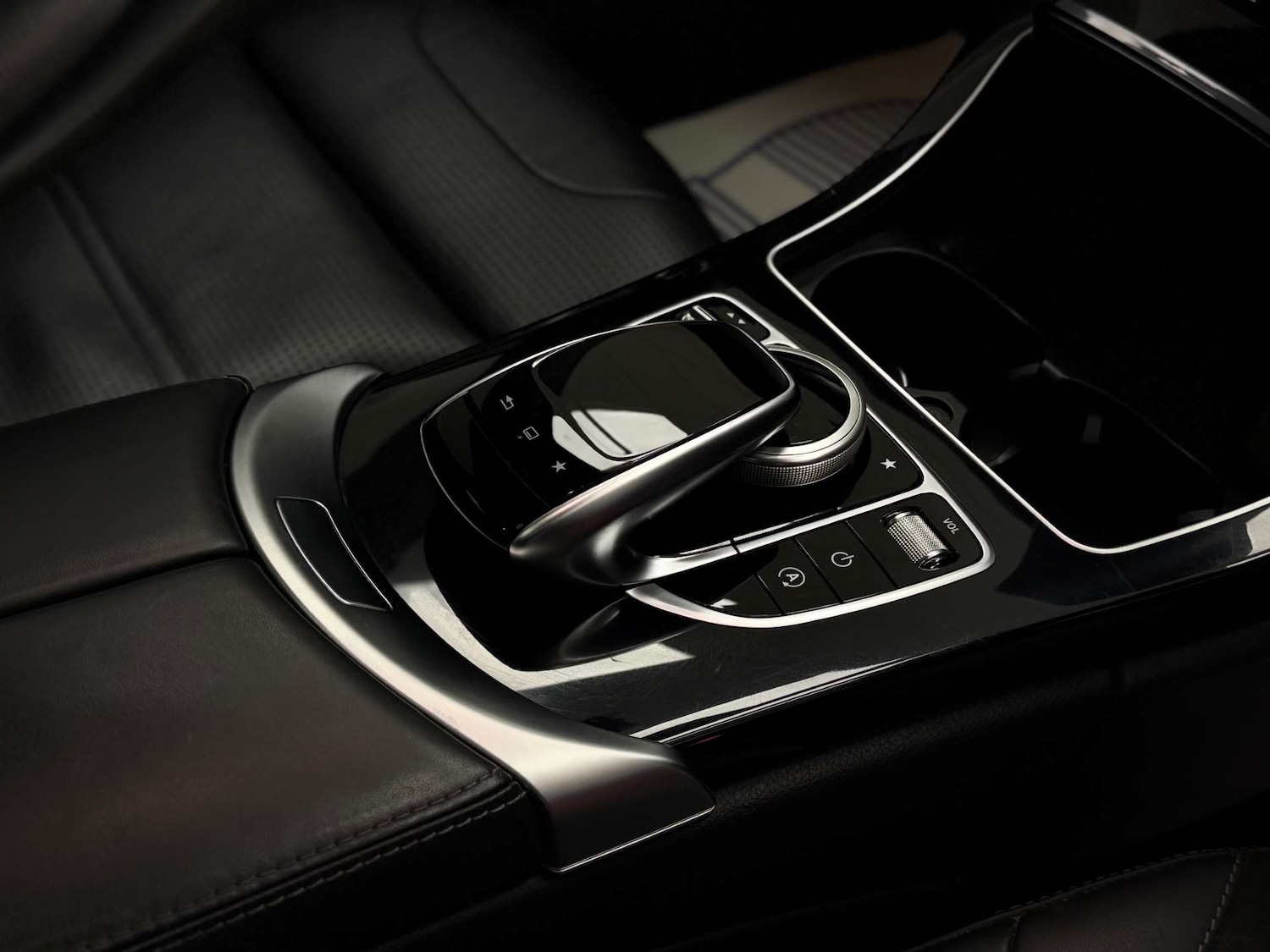 Used Mercedes-Benz C Class 2016 for sale - 76471350: Photo 27