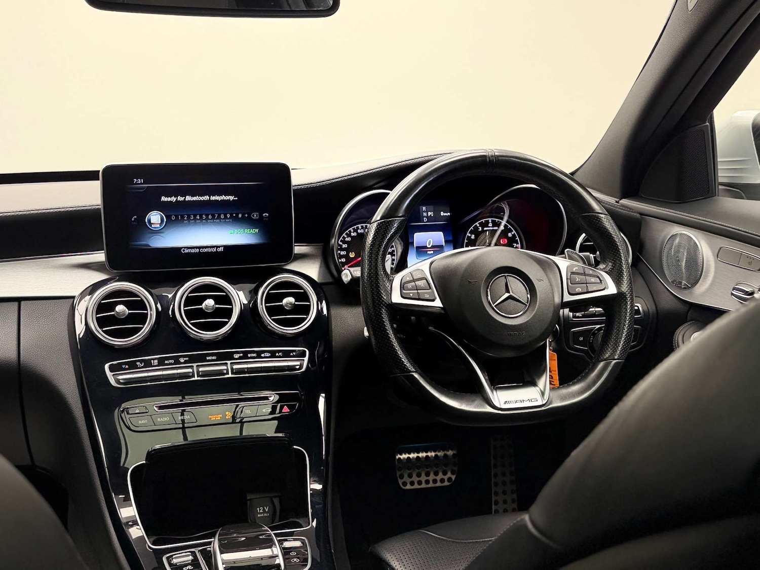 Used Mercedes-Benz C Class 2016 for sale - 76471350: Photo 4