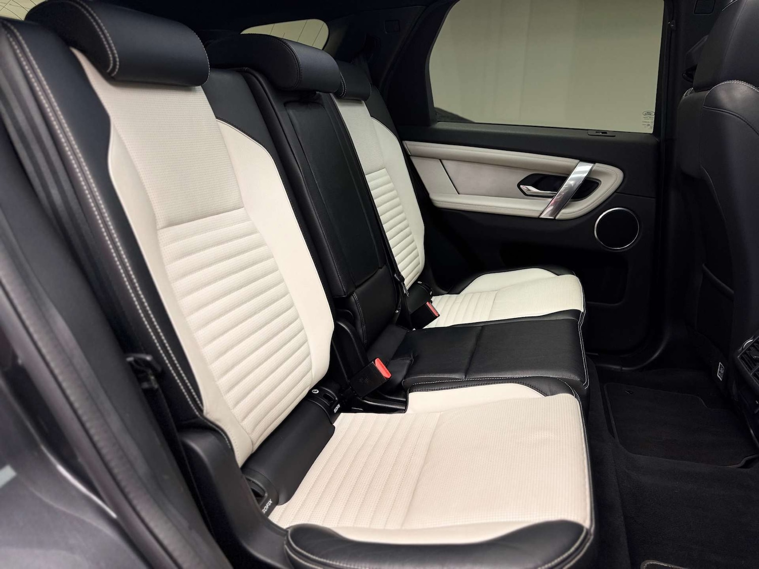 Used Land Rover Discovery Sport 2021 for sale - 77125174: Photo 23