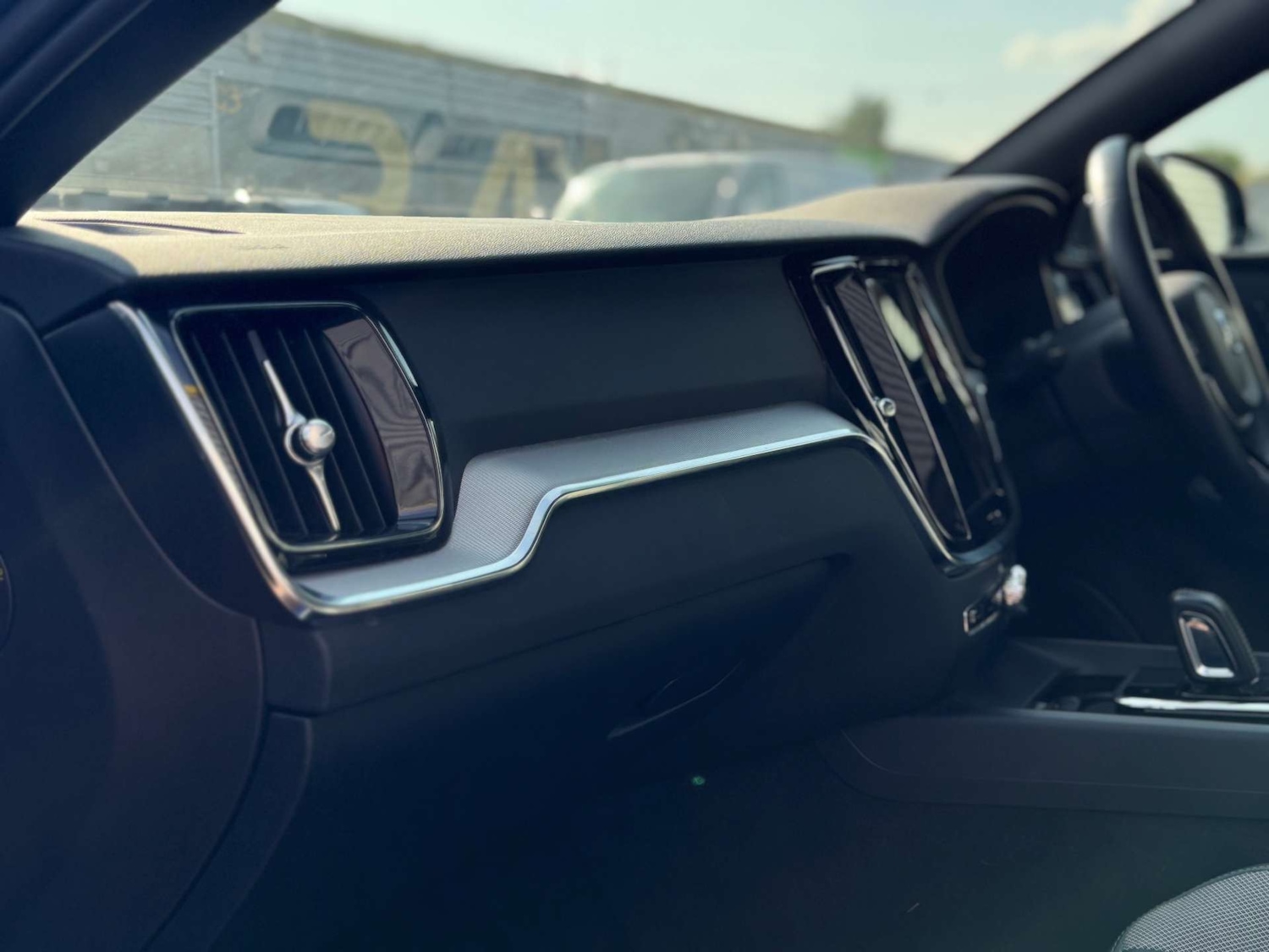 Used Volvo S60 2021 for sale - 76565651: Photo 15