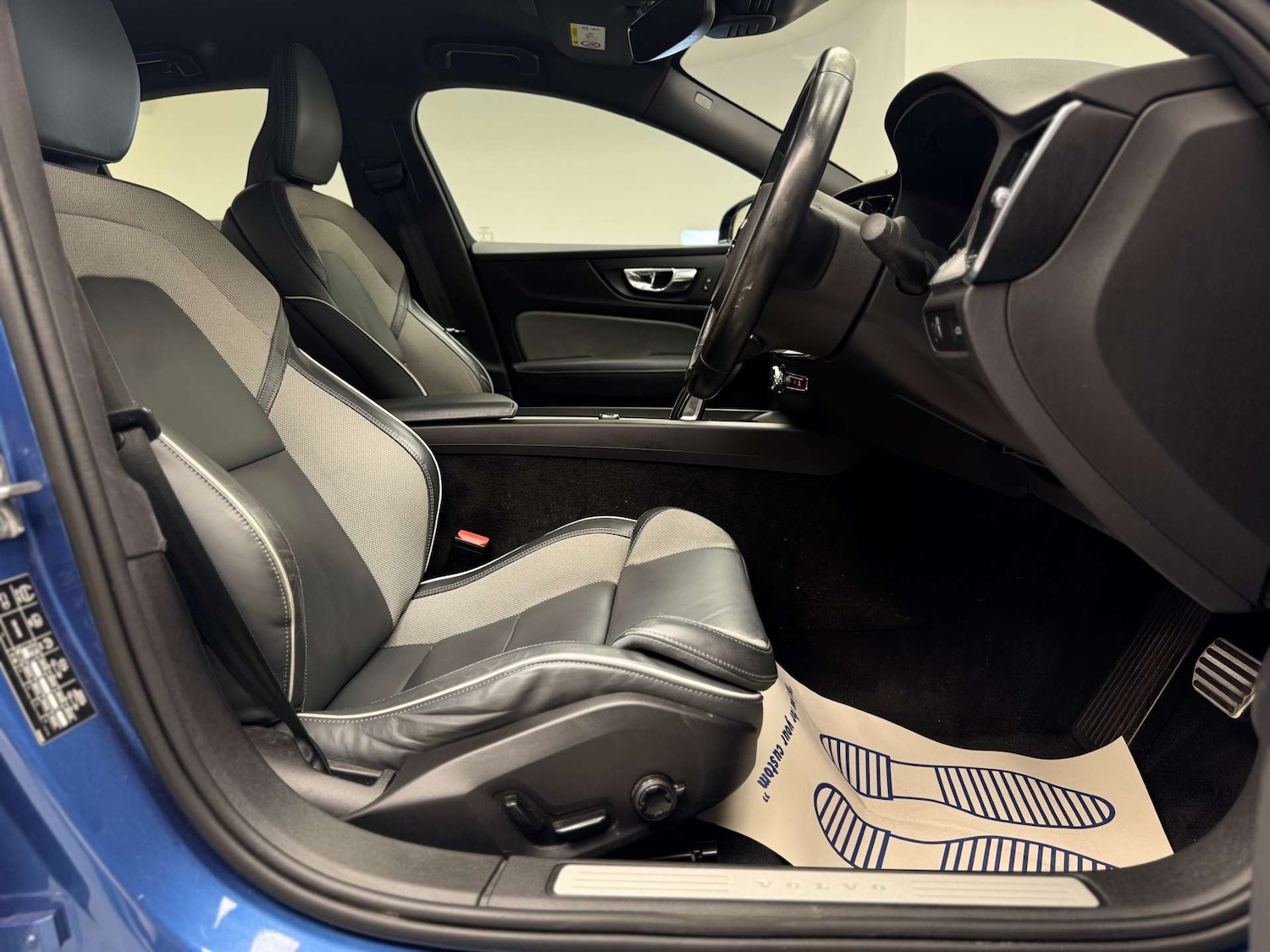 Used Volvo S60 2021 for sale - 76565651: Photo 24