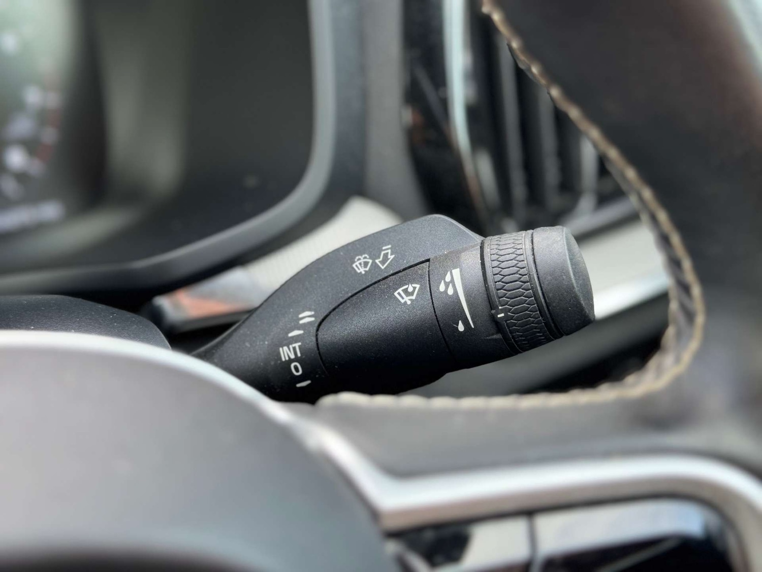 Used Volvo S60 2021 for sale - 76565651: Photo 35