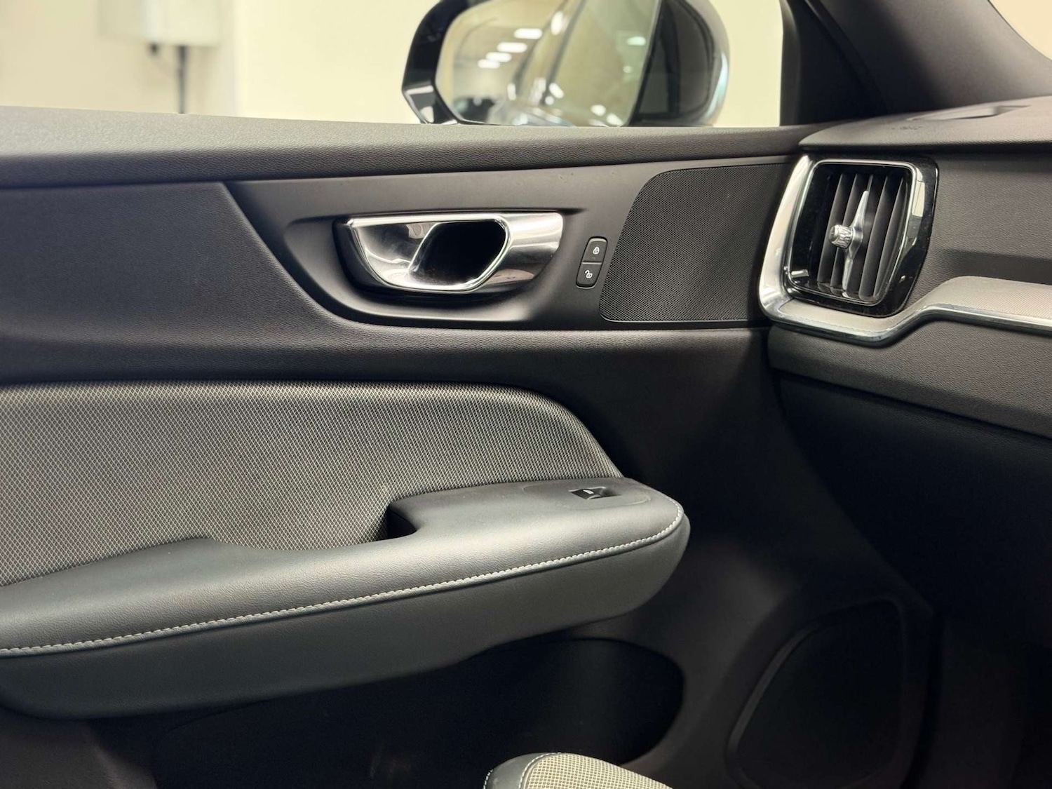 Used Volvo S60 2021 for sale - 76565651: Photo 46