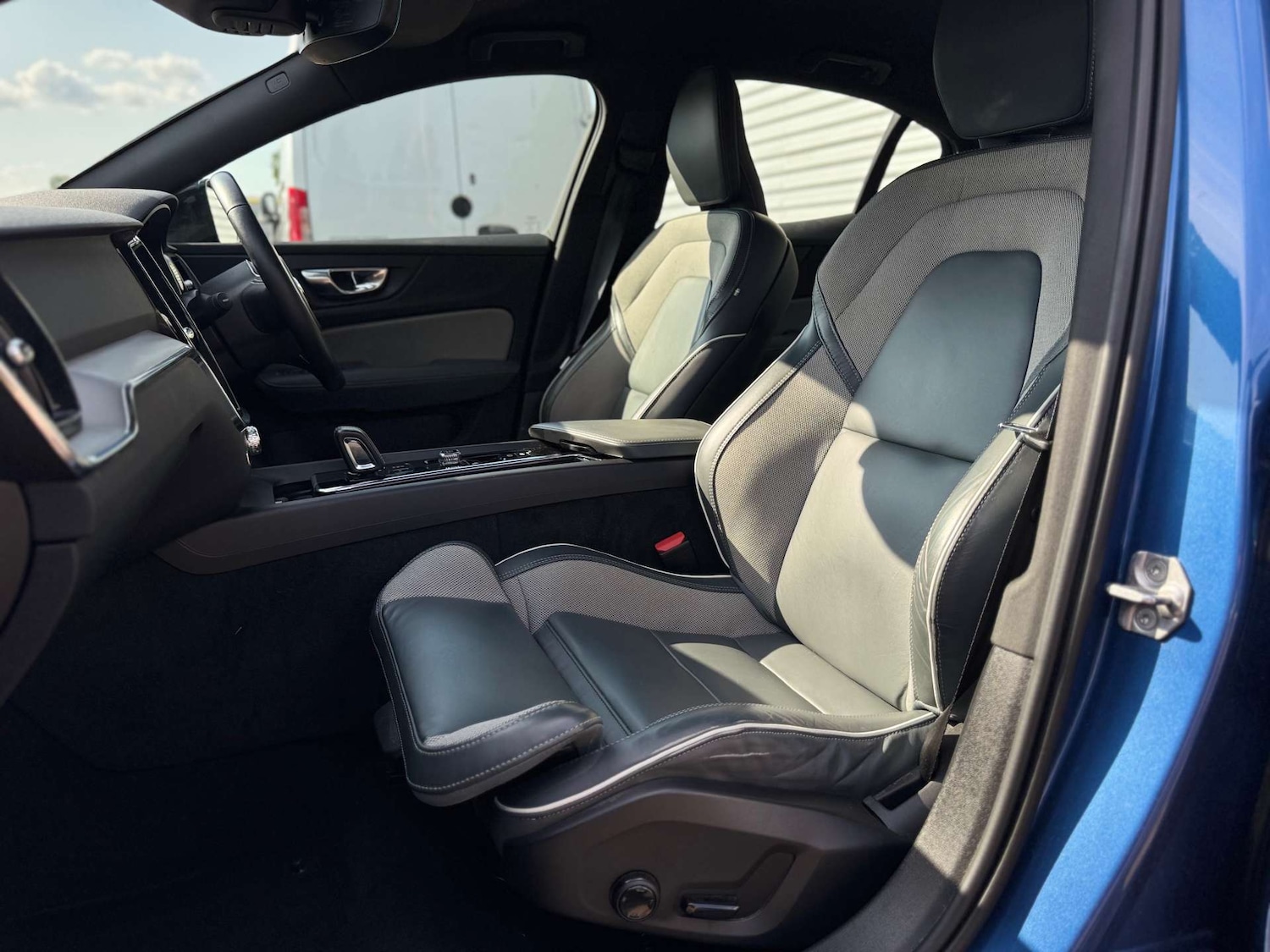 Used Volvo S60 2021 for sale - 76565651: Photo 62