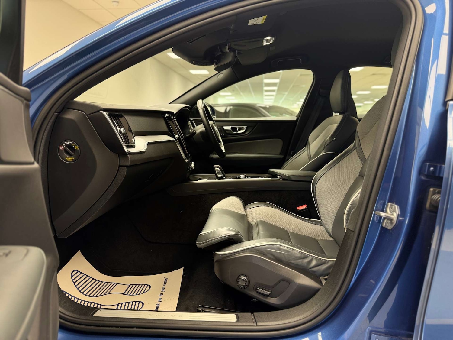 Used Volvo S60 2021 for sale - 76565651: Photo 64