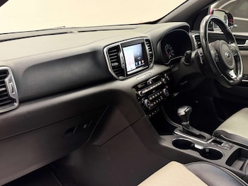 Used Kia Sportage 2016 for sale - 78980500: Photo