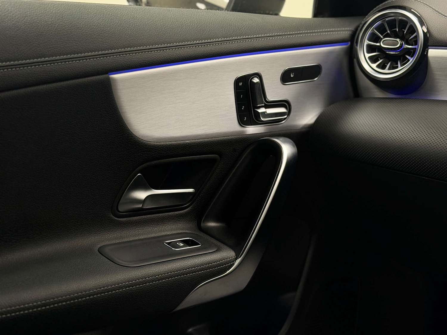 Used Mercedes-Benz CLA 2022 for sale - 77228434: Photo 44