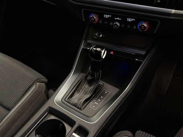 Used Audi Q3 2019 for sale - 76278082: Photo 17