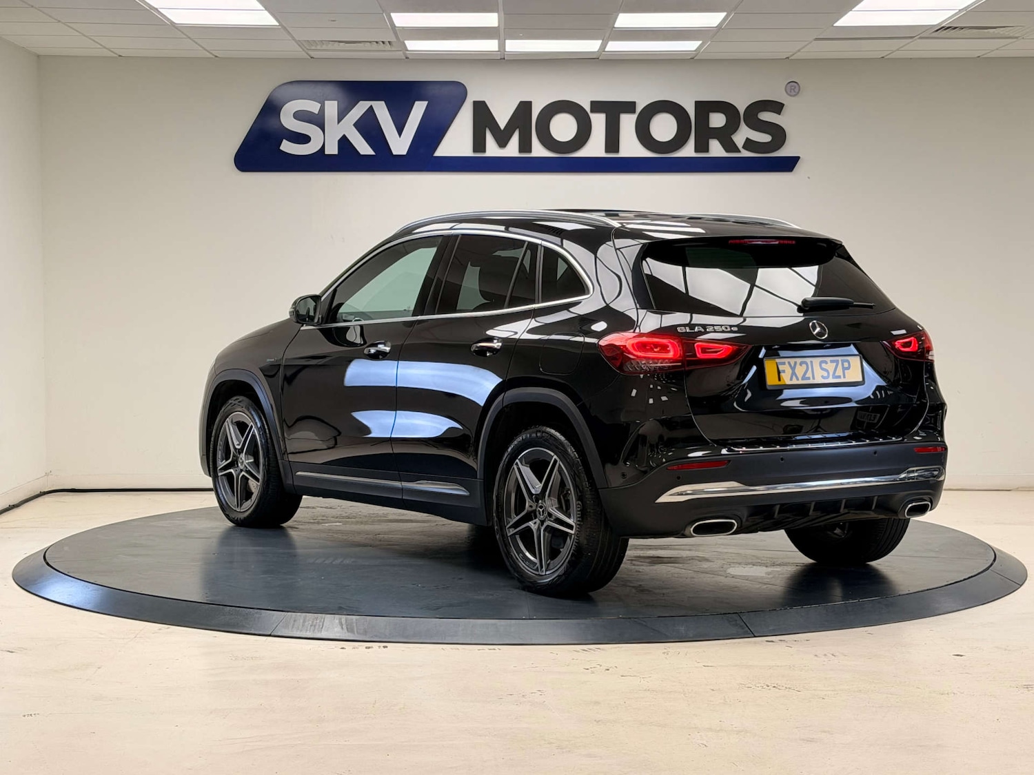 Used Mercedes-Benz GLA 2021 for sale - 76923097: Photo 3