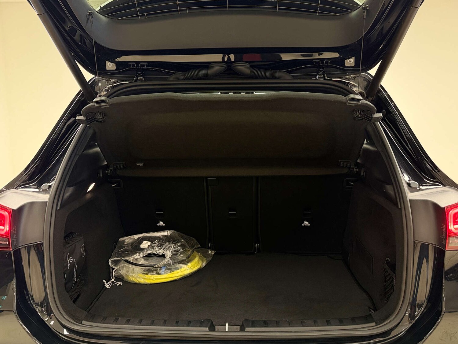 Used Mercedes-Benz GLA 2021 for sale - 76923097: Photo 40