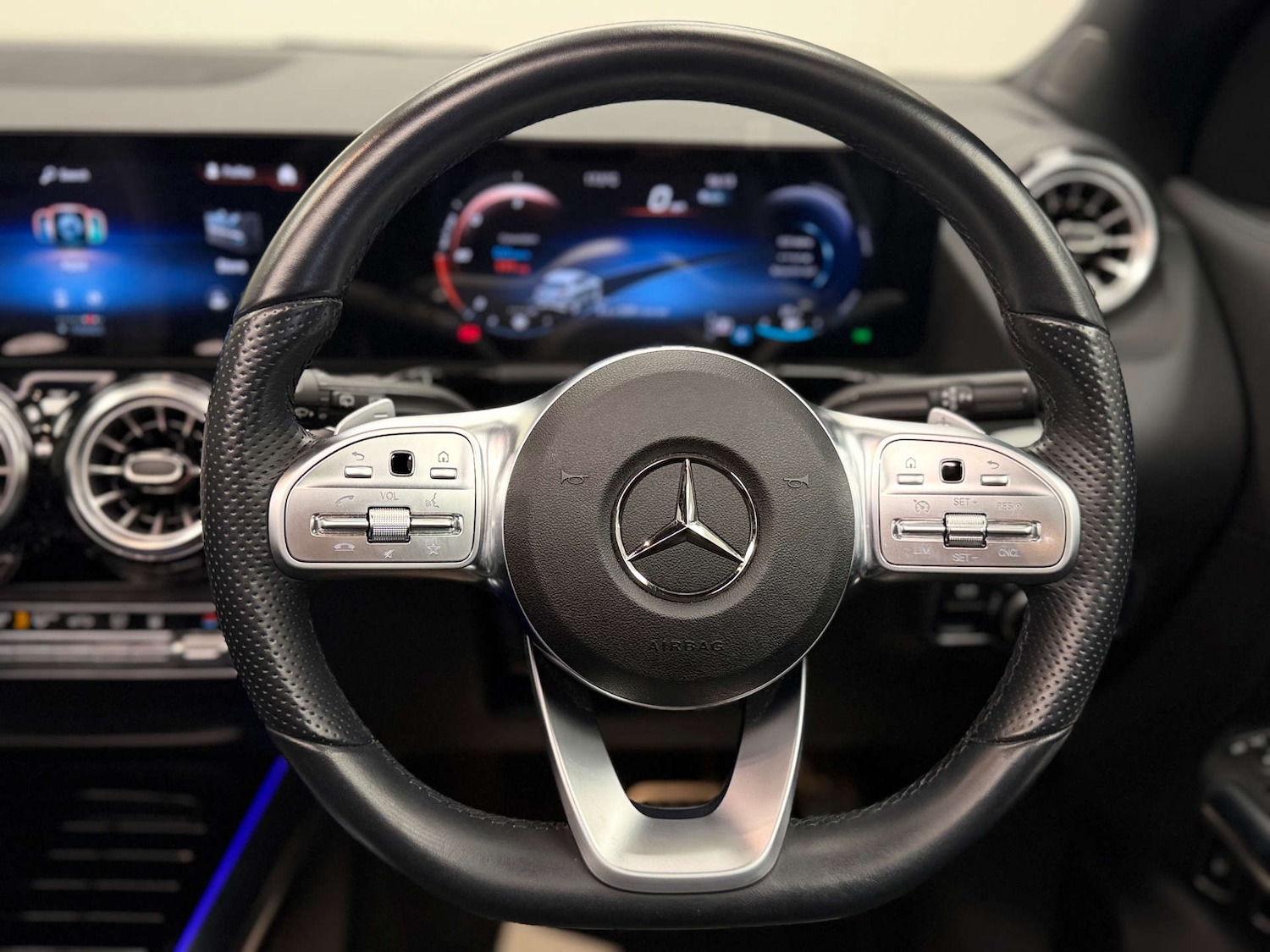 Used Mercedes-Benz GLA 2021 for sale - 76923097: Photo 41