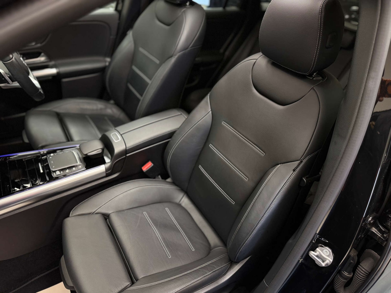 Used Mercedes-Benz GLA 2021 for sale - 76923097: Photo 44