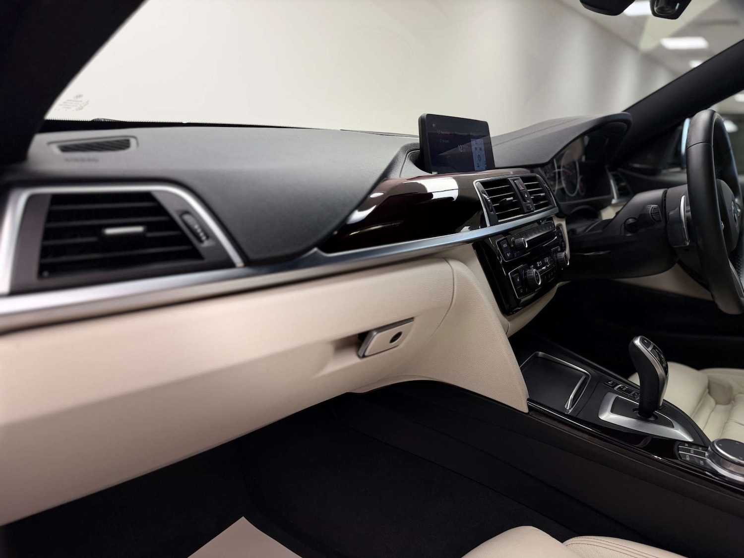 Used BMW 4 Series 2018 for sale - 76974695: Photo 37