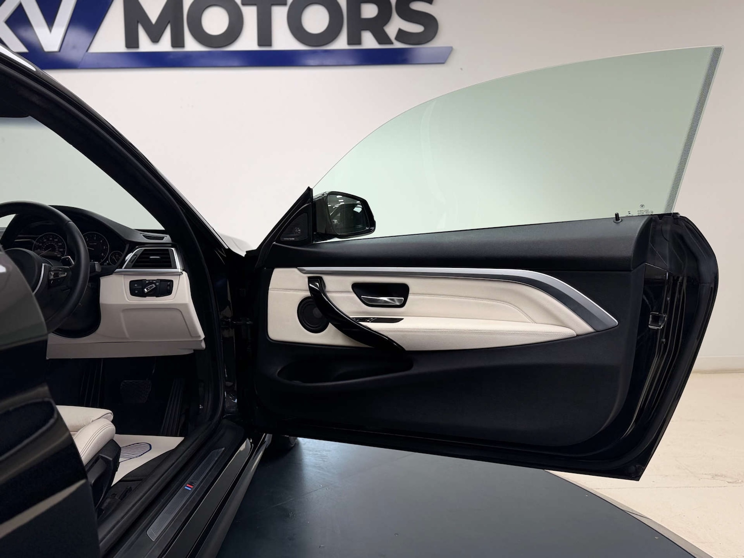 Used BMW 4 Series 2018 for sale - 76974695: Photo 38