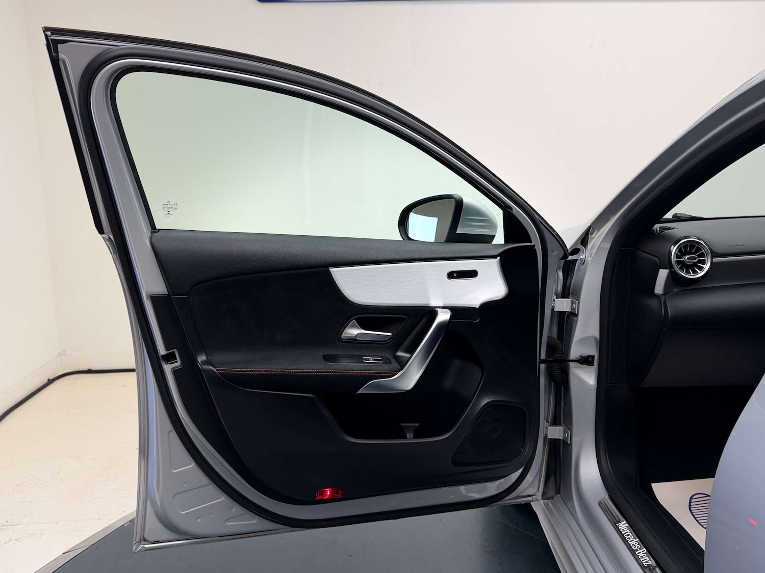 Used Mercedes-Benz A-Class 2018 for sale - 76521209: Photo 27