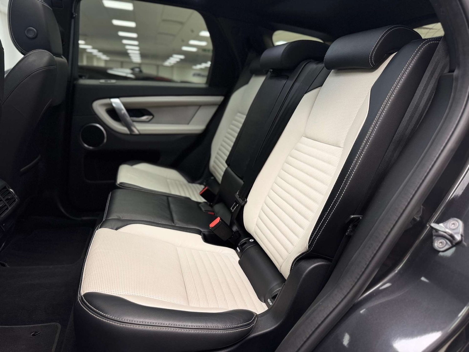 Used Land Rover Discovery Sport 2021 for sale - 77187756: Photo 21