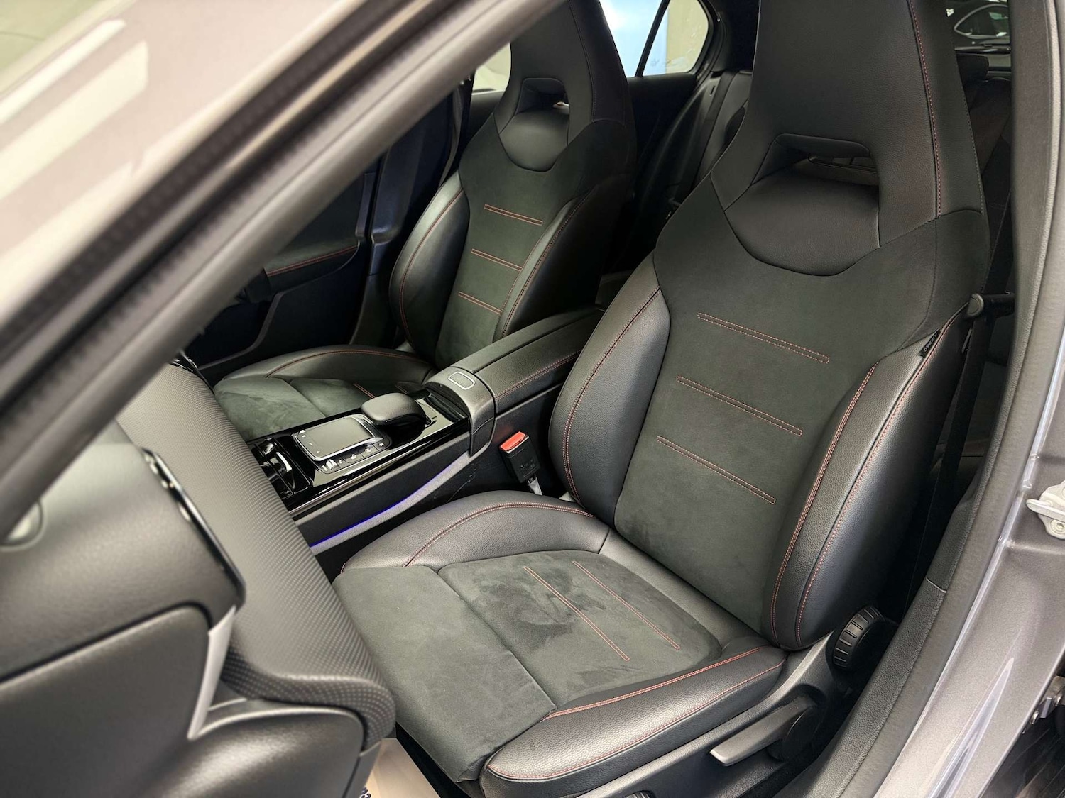 Used Mercedes-Benz A-Class 2021 for sale - 76521208: Photo 39