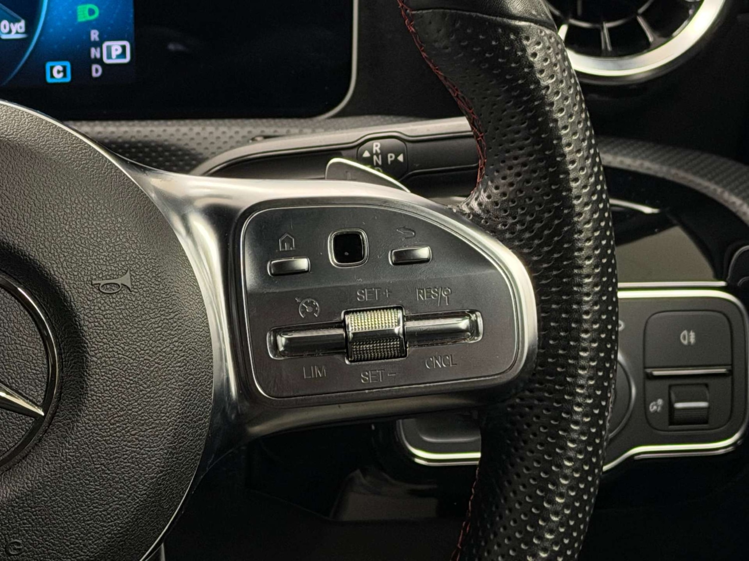 Used Mercedes-Benz A-Class 2018 for sale - 76438955: Photo 24