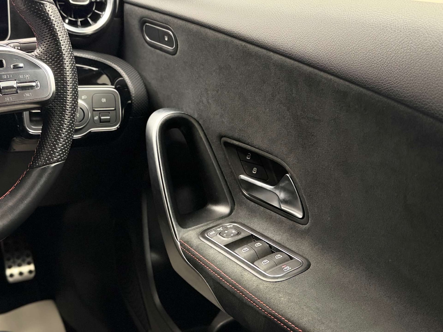 Used Mercedes-Benz A-Class 2018 for sale - 76438955: Photo 29