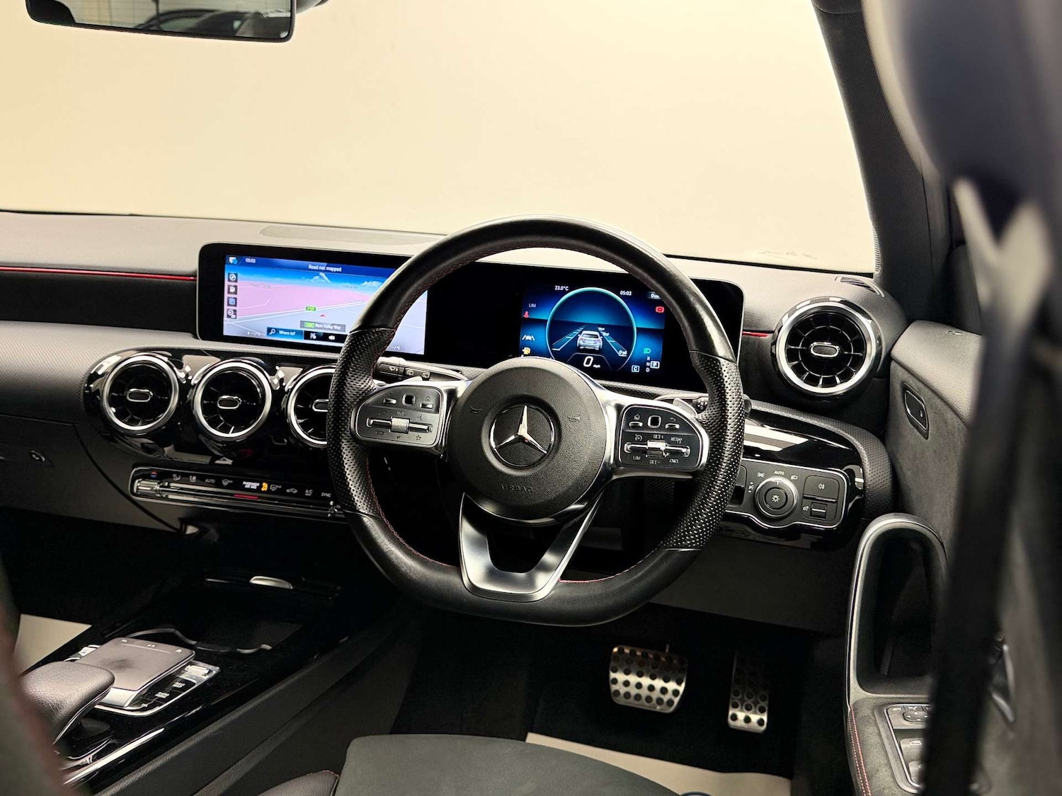 Used Mercedes-Benz A-Class 2018 for sale - 76438955: Photo 36