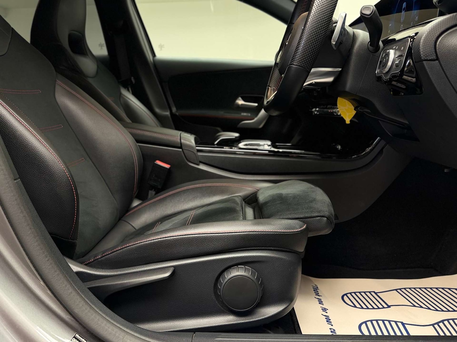 Used Mercedes-Benz A-Class 2018 for sale - 76438955: Photo 48