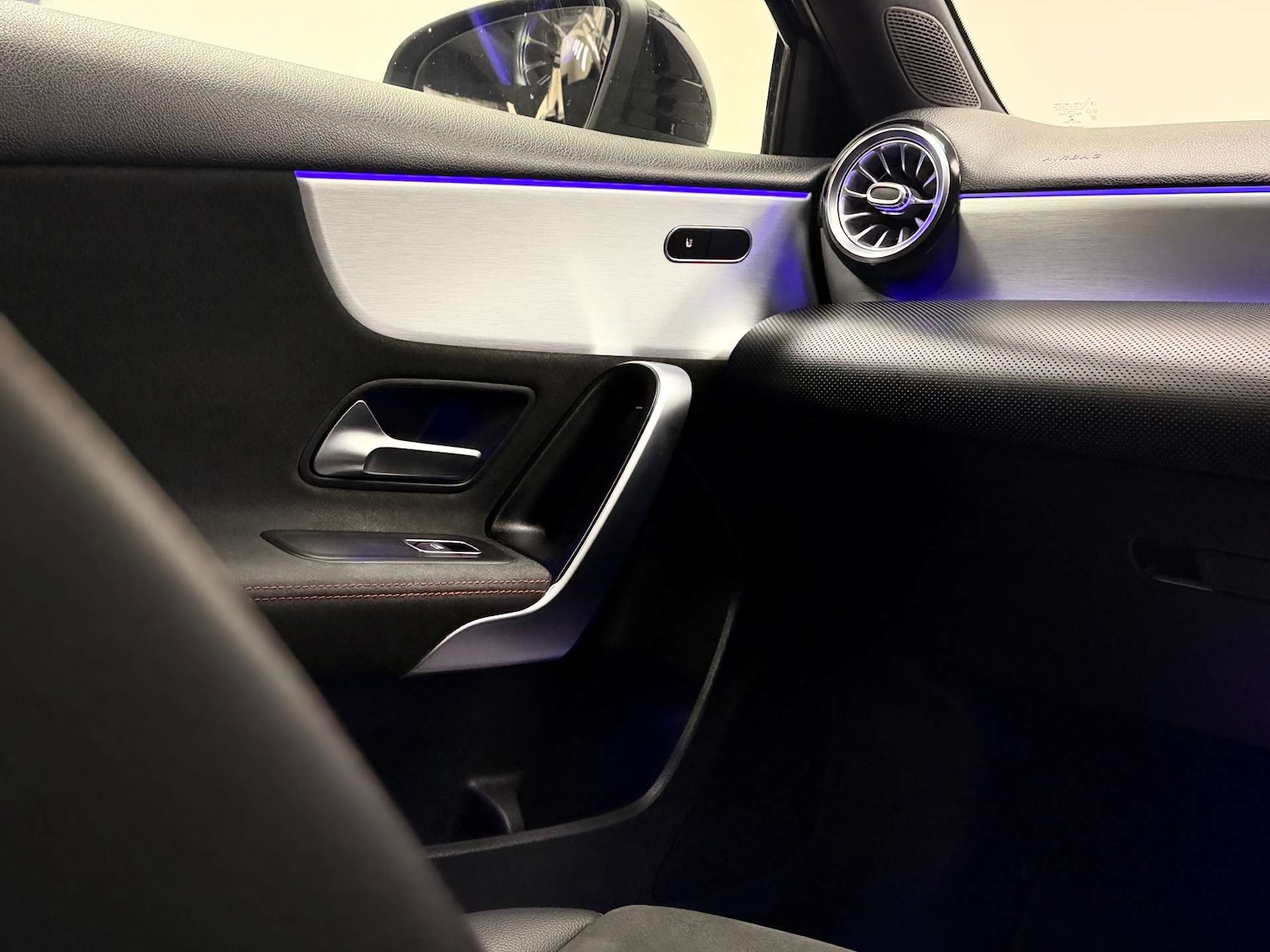 Used Mercedes-Benz A-Class 2018 for sale - 76571374: Photo 25