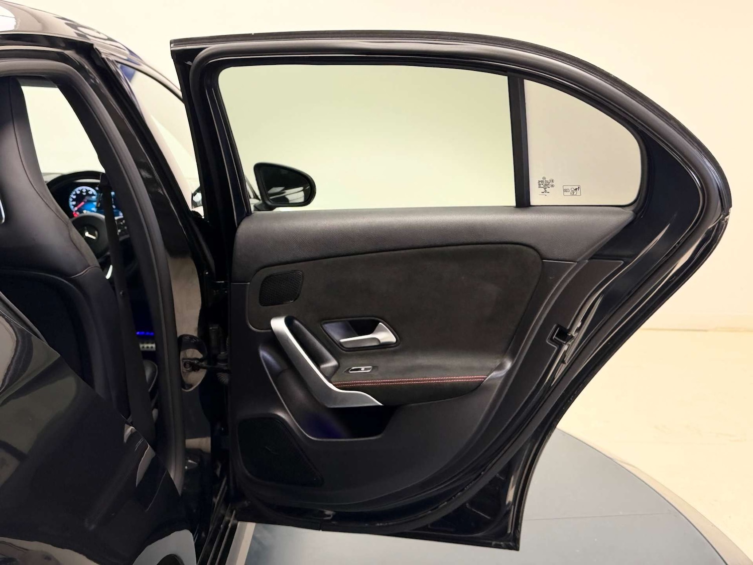 Used Mercedes-Benz A-Class 2018 for sale - 76571374: Photo 27