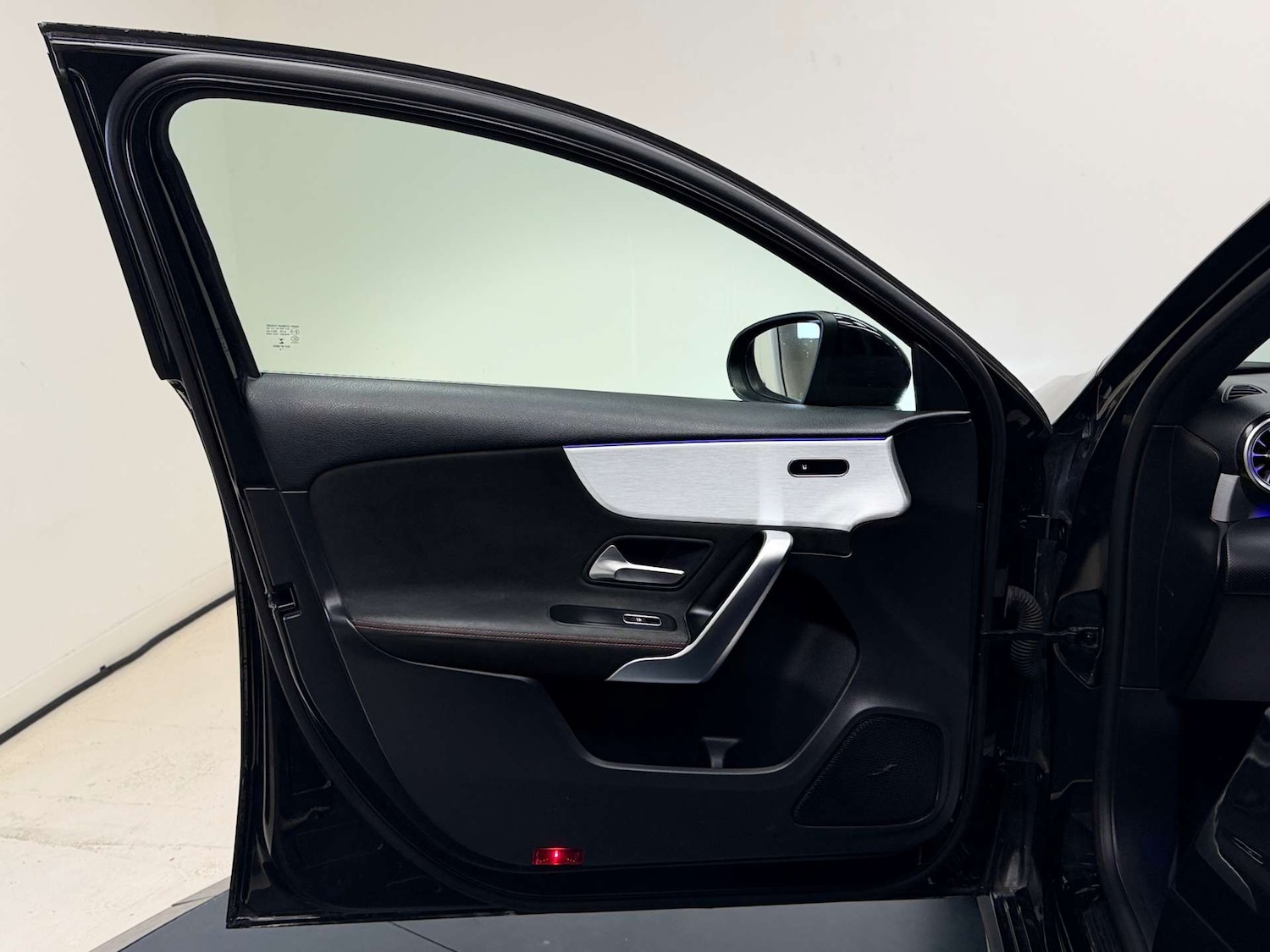 Used Mercedes-Benz A-Class 2018 for sale - 76571374: Photo 28