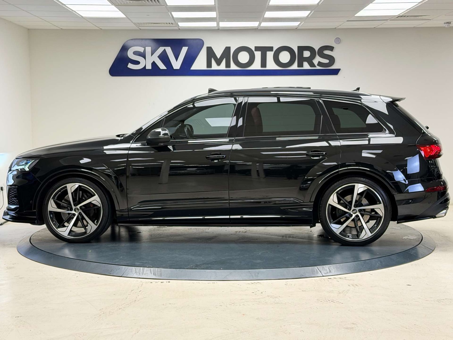 Used Audi Q7 2022 for sale - 76588730: Photo 11