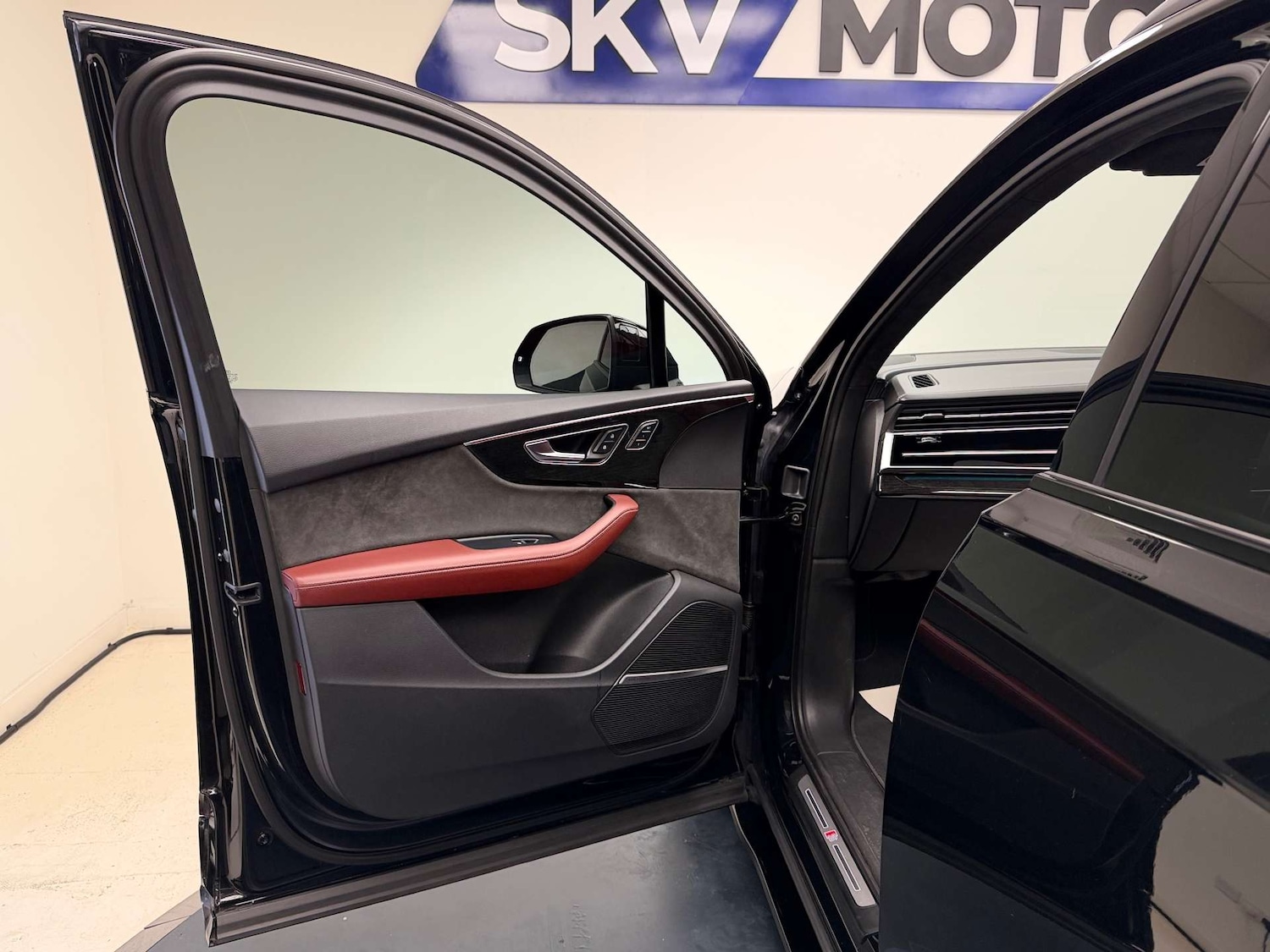 Used Audi Q7 2022 for sale - 76588730: Photo 32