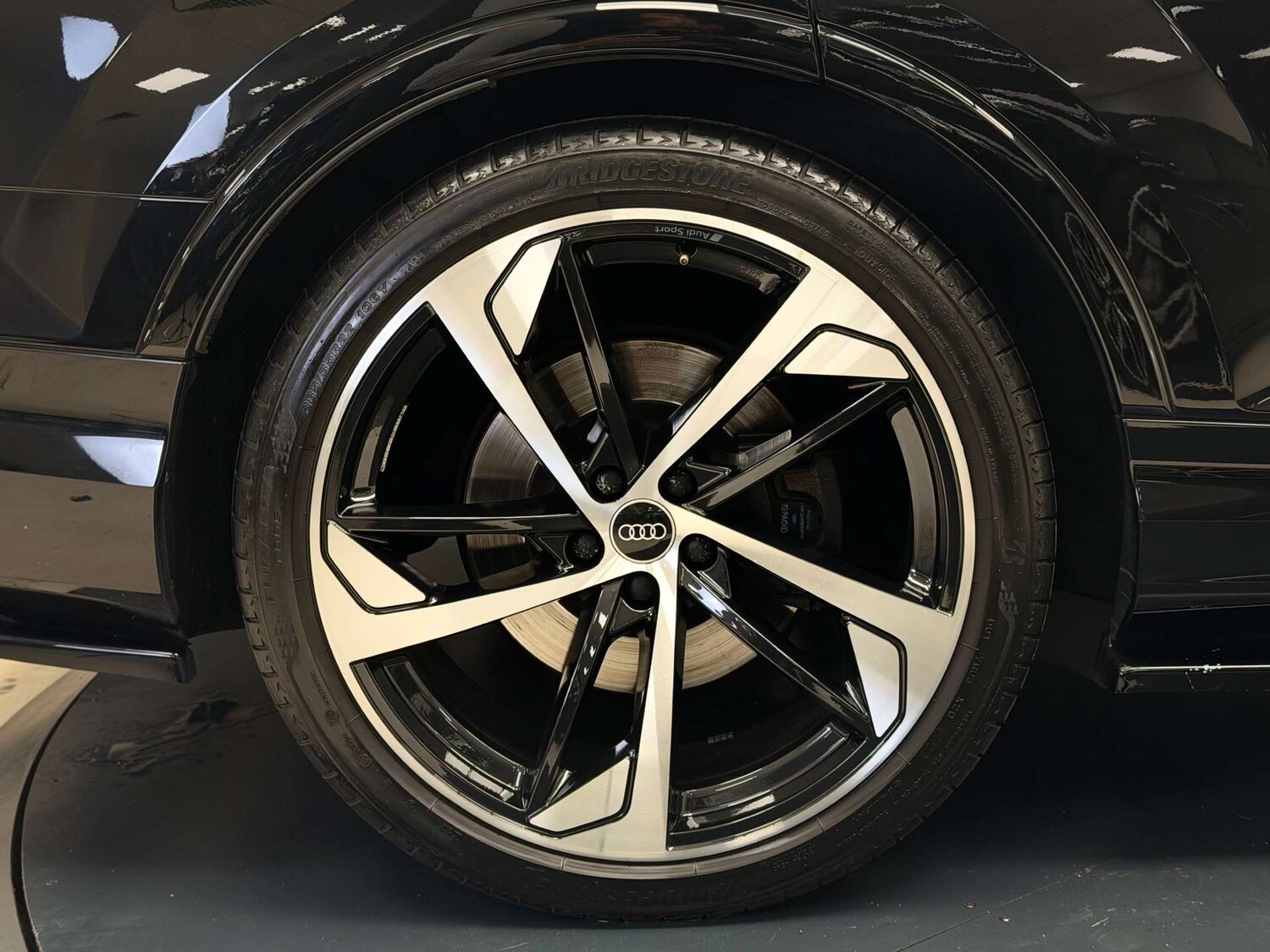 Used Audi Q7 2022 for sale - 76588730: Photo 34