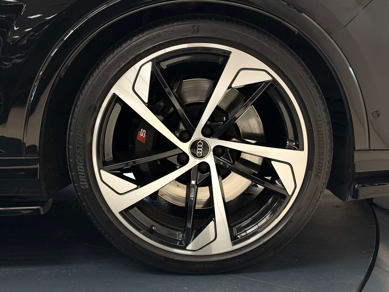 Used Audi Q7 2022 for sale - 76588730: Photo 35