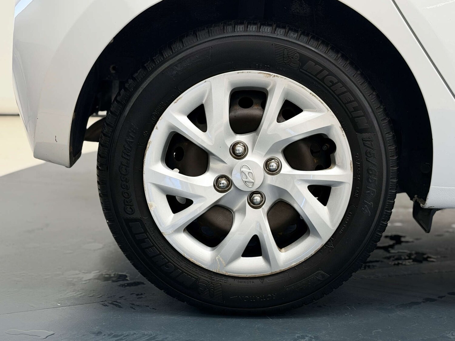 Used Hyundai i10 2018 for sale - 77937305: Photo 31