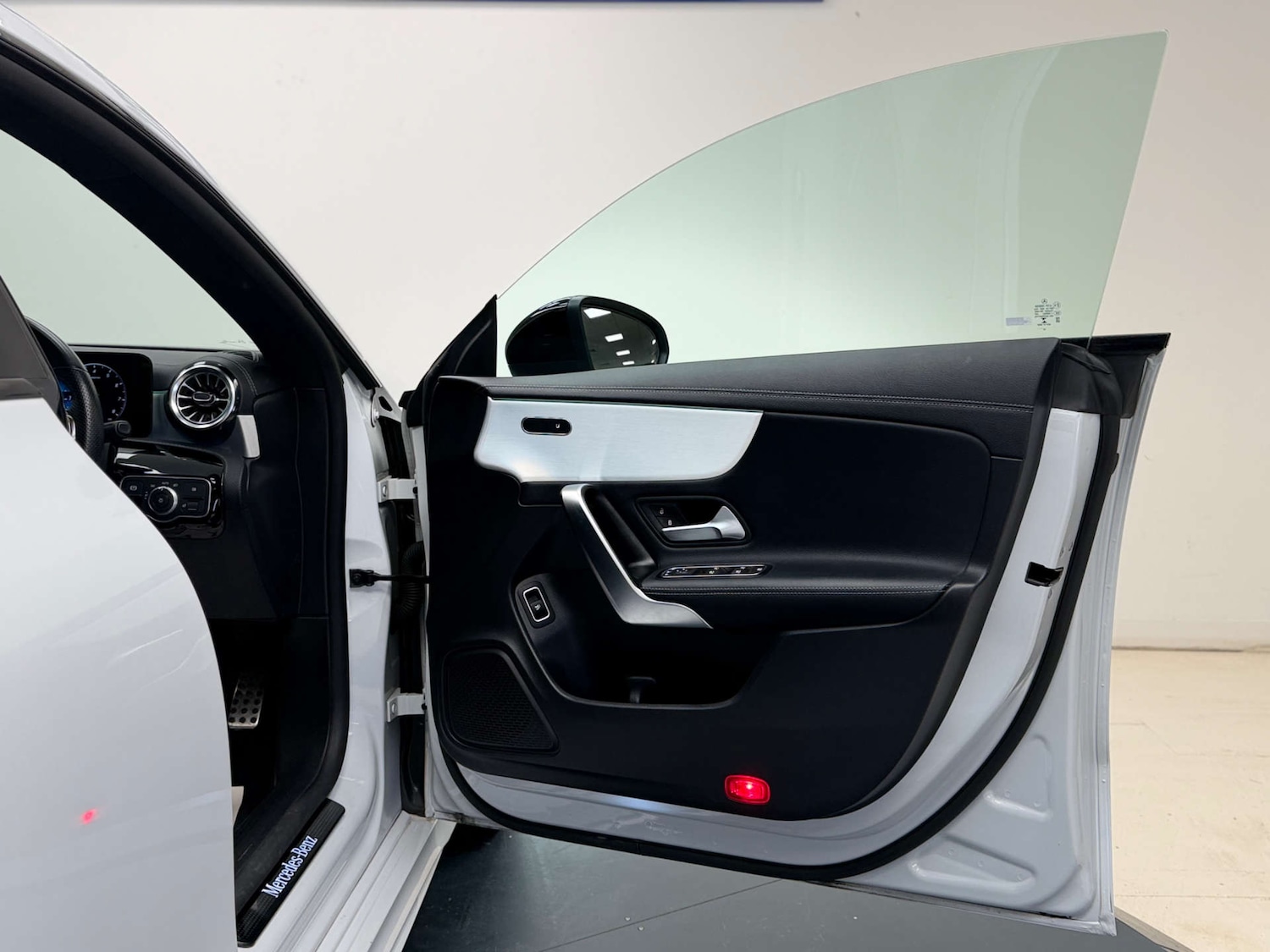 Used Mercedes-Benz CLA 2023 for sale - 77394877: Photo 27