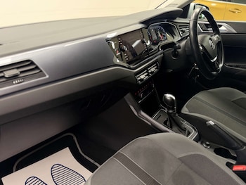 Used Volkswagen Polo 2019 for sale - 78832780: Photo