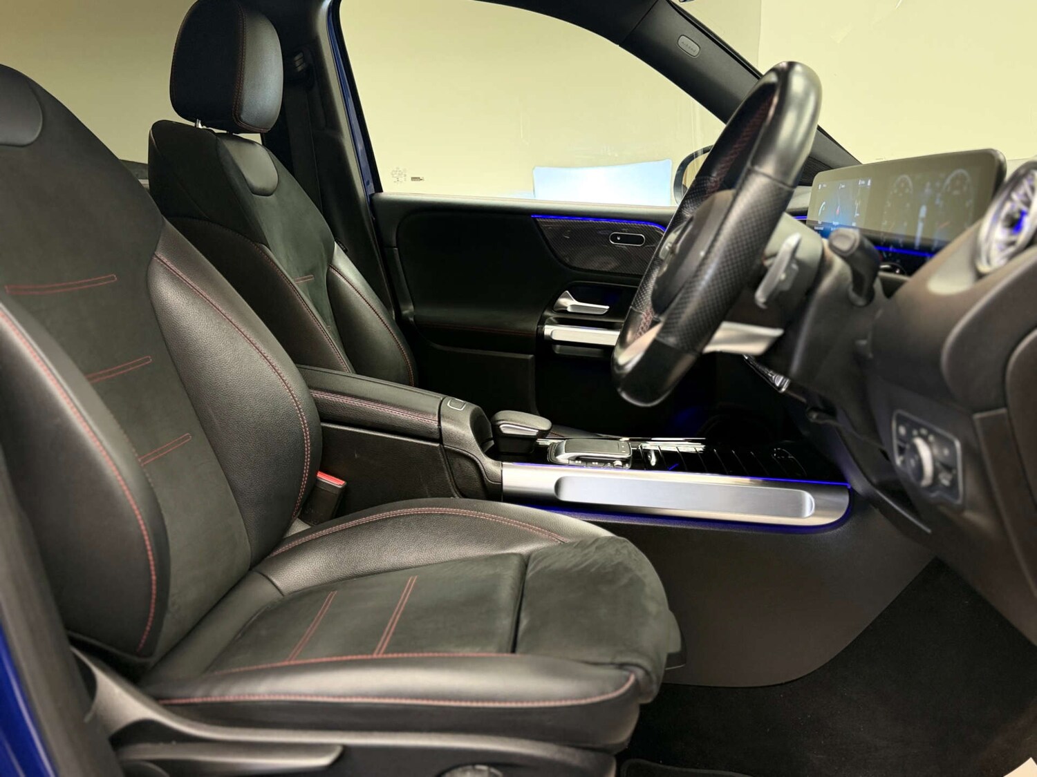 Used Mercedes-Benz GLB 2021 for sale - 77821605: Photo 17