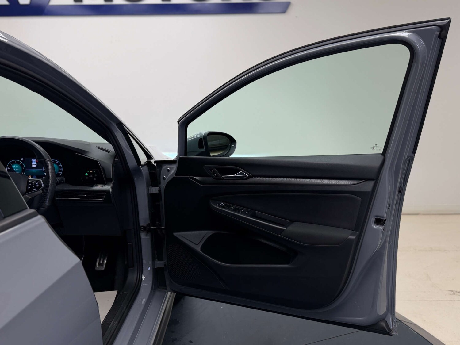 Used Volkswagen Golf 2021 for sale - 78039637: Photo 27