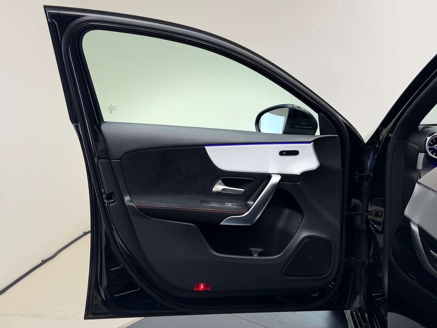 Used Mercedes-Benz A-Class 2019 for sale - 76268749: Photo 27